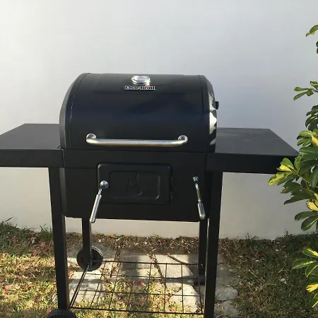 Detached Villa, Private Pool Only 10 Minutes Cristianos ヴィラ